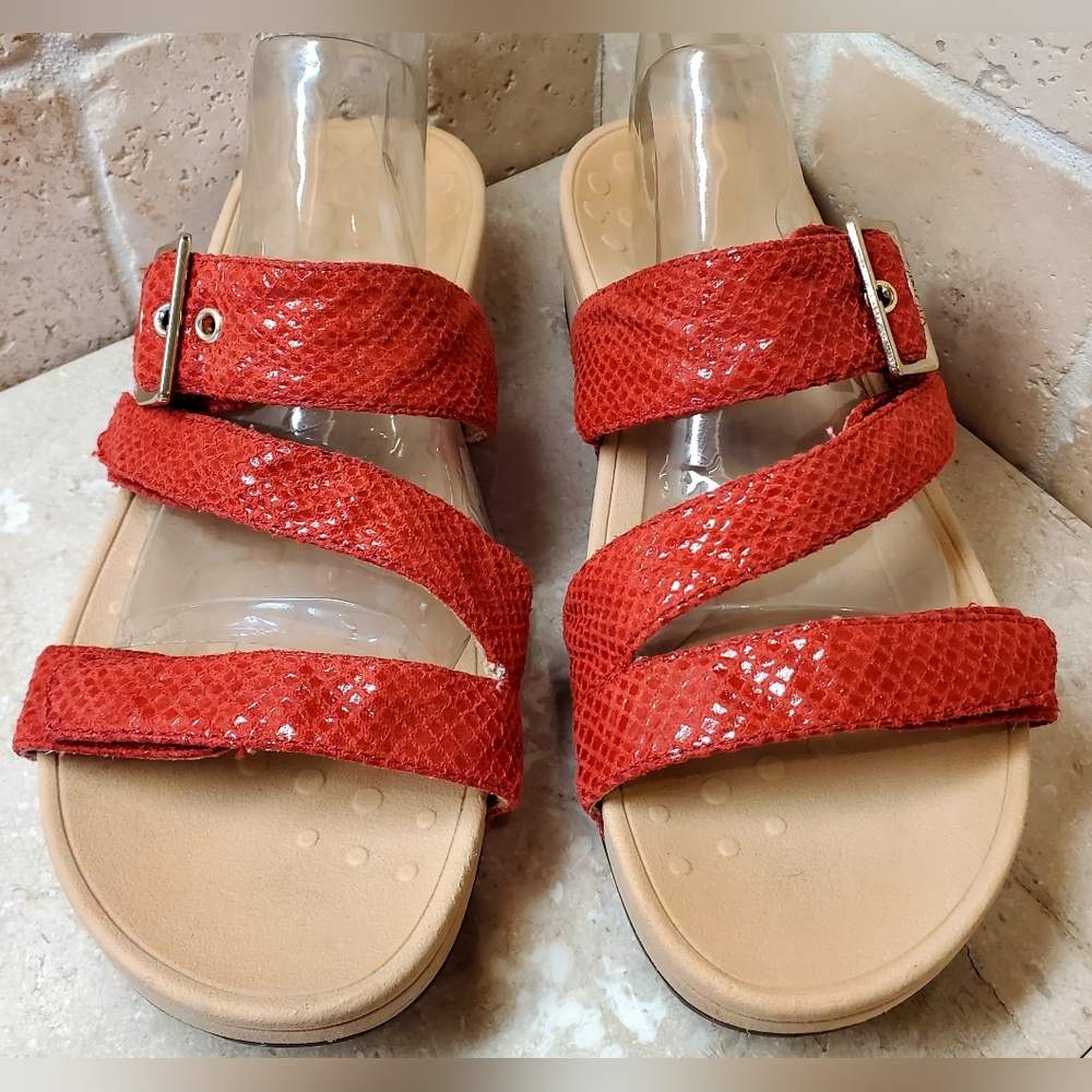 Vionic Red Rio Pacific Comfortable Strappy Sz 8 Wedge 2" Heeled Sandals - Picture 6 of 11